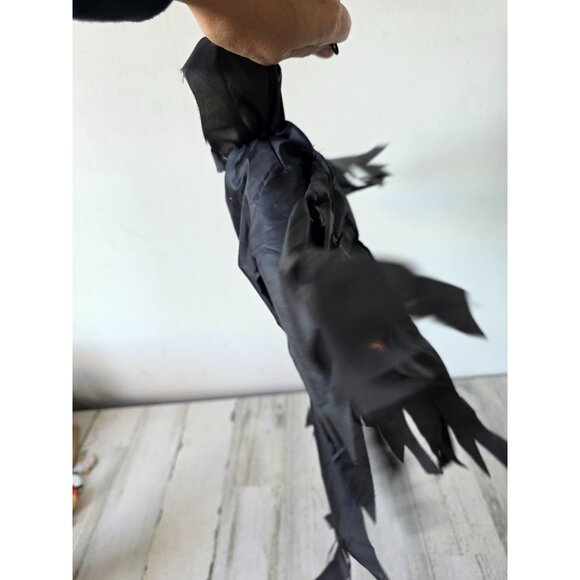 Magic power flying grim reaper animated Halloween sound prop hanging mini unique - Picture 6 of 9